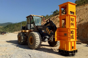 沖擊壓路機實機