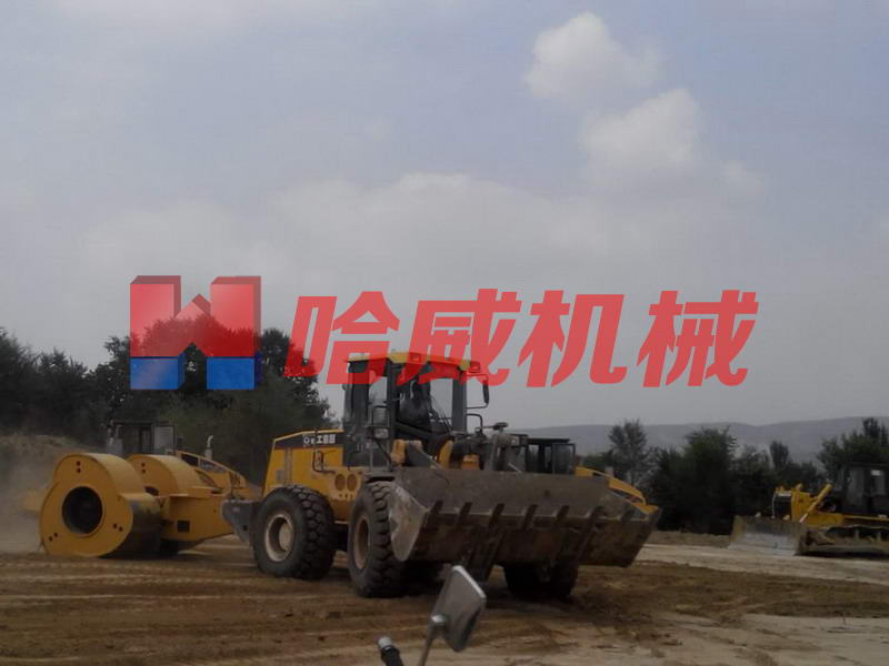 寧夏固原沖擊壓路機