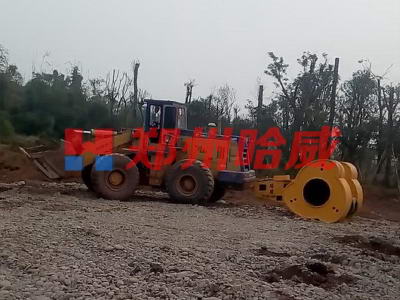 發往江蘇徐州沖擊壓路機