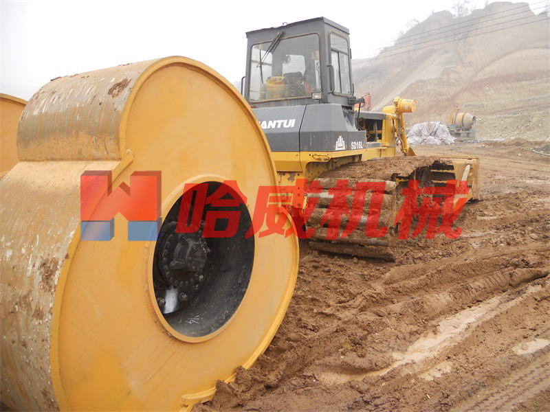 登封少林寺沖擊壓路機施工