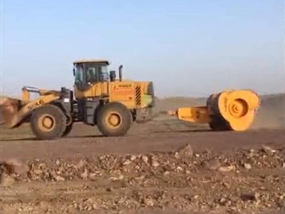 浙江寧波沖擊壓路機現場視頻