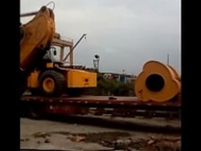 湖南石屏縣沖擊壓路機現場視頻