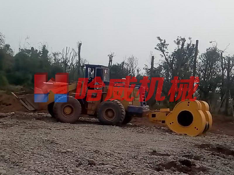 租賃沖擊式壓路機