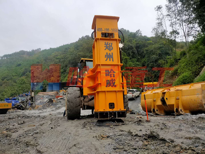 裝載機液壓打夯機